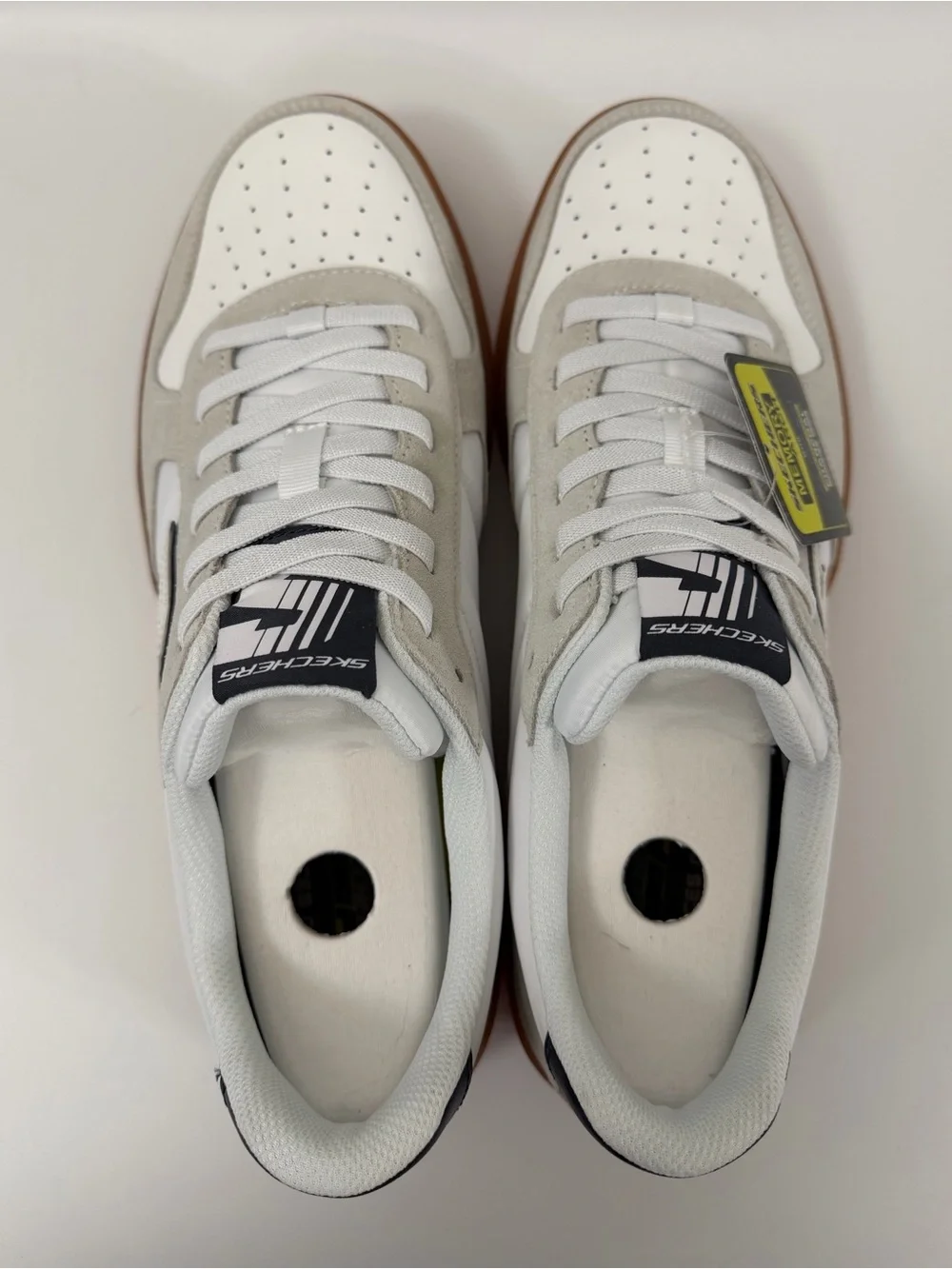 Skechers streetwear sneakers